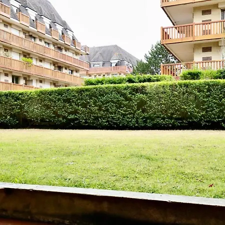 Studio Royal De La Plage Deauville Extérieur photo